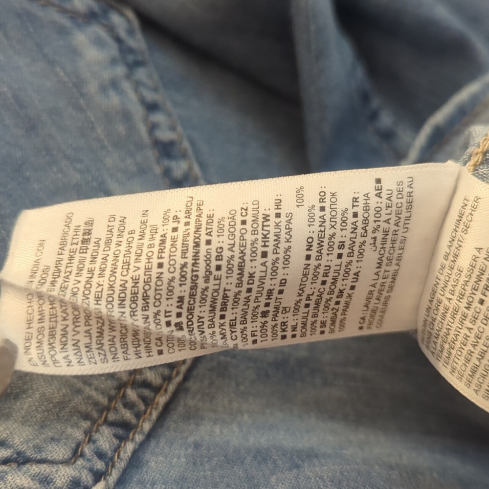 GAP Light Wash Denim Button-Down Shirt - Picture 5 of 9